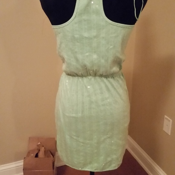 light green full sequin dress - Picture 2 of 3